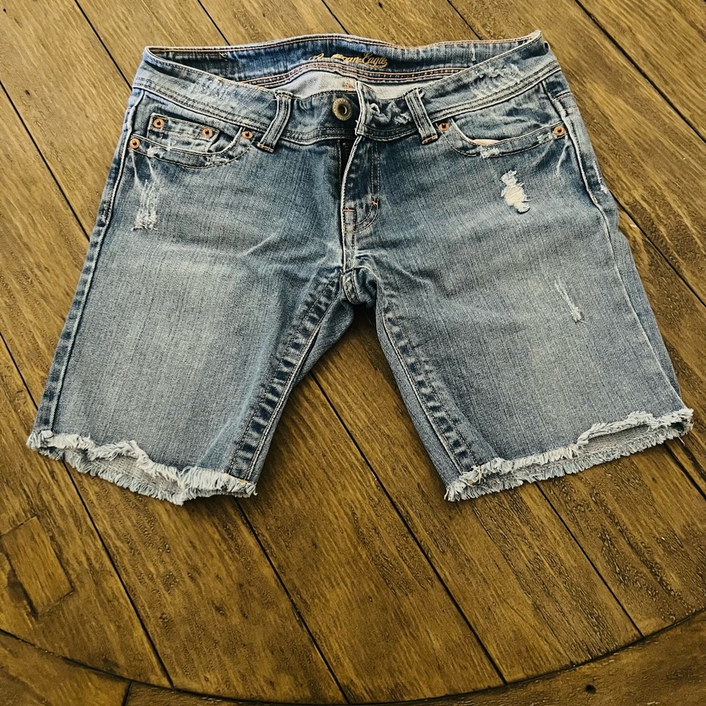 American Eagle Women's Distressed Denim Shorts